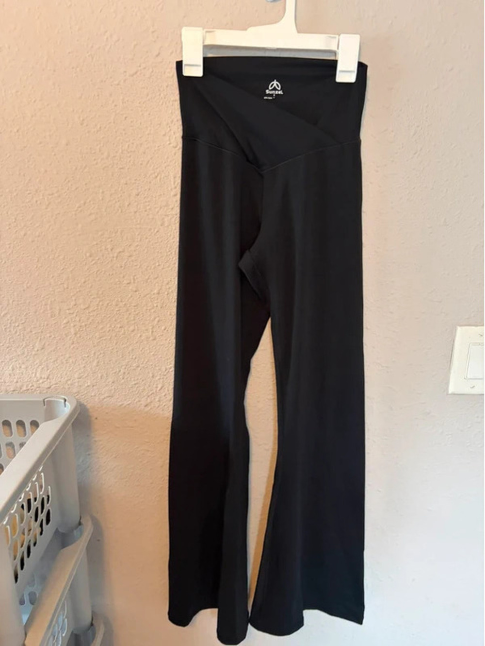 Sunzel flared leggings black S crossover waist